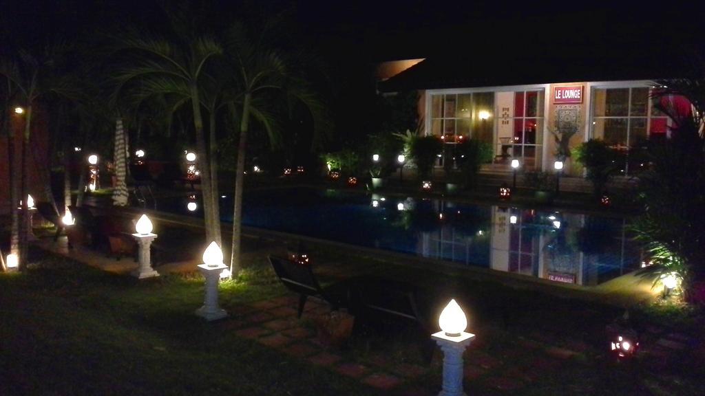 Pictory Garden Resort Сатахип Екстериор снимка
