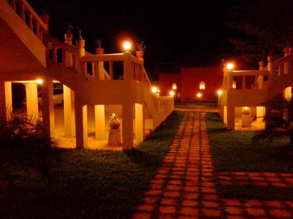 Pictory Garden Resort Сатахип Екстериор снимка