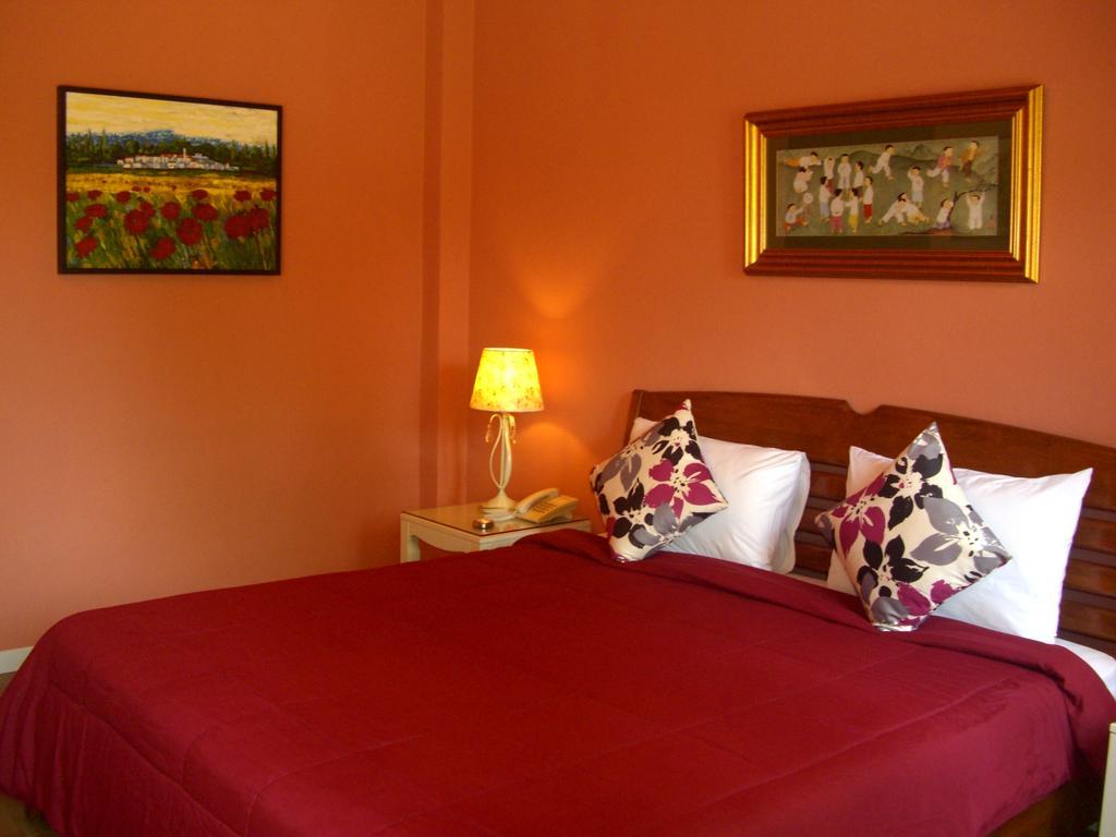 Pictory Garden Resort Сатахип Екстериор снимка