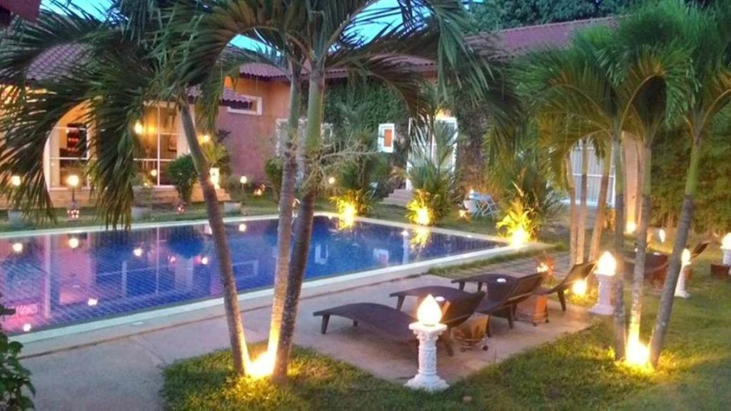 Pictory Garden Resort Сатахип Екстериор снимка