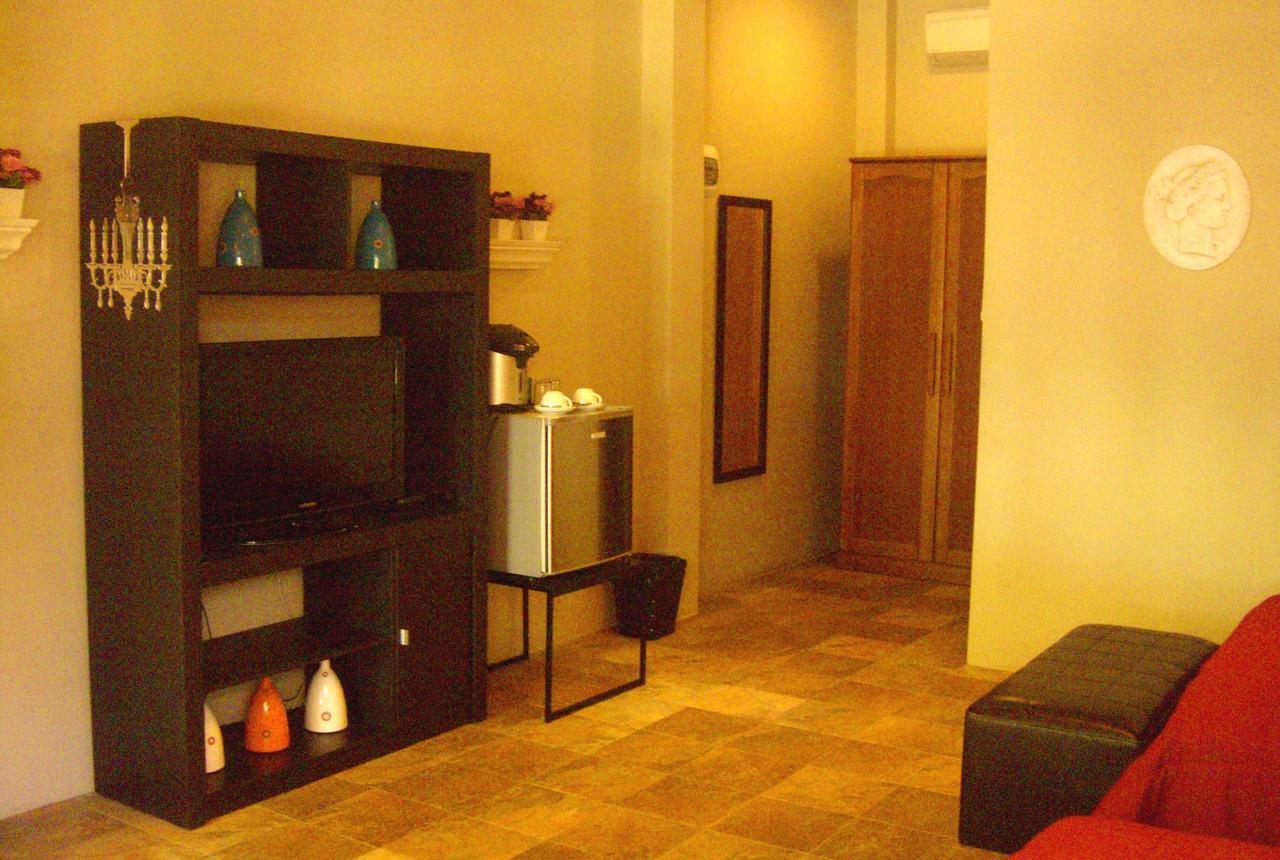 Pictory Garden Resort Сатахип Екстериор снимка