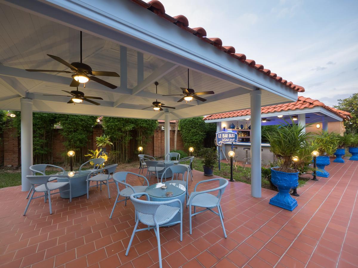 Pictory Garden Resort Сатахип Екстериор снимка