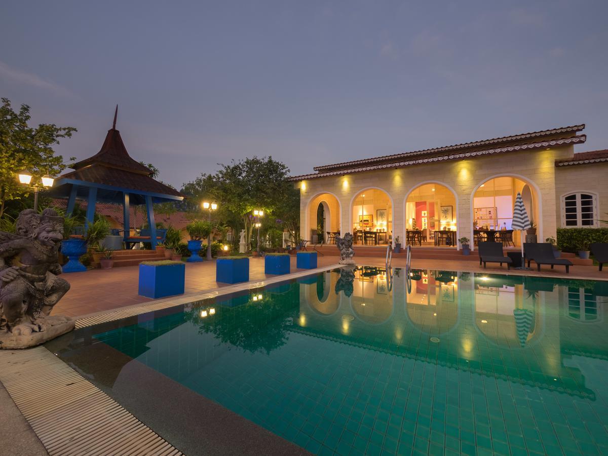 Pictory Garden Resort Сатахип Екстериор снимка