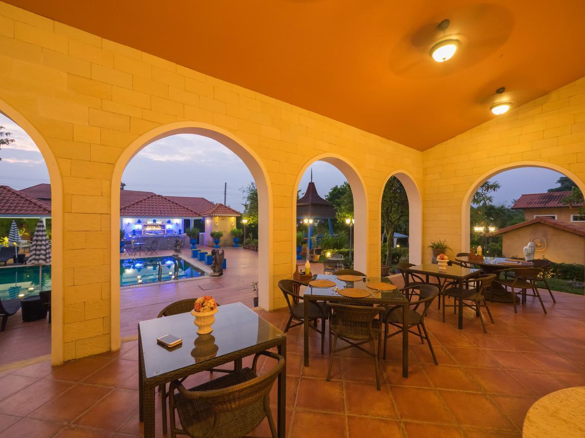 Pictory Garden Resort Сатахип Екстериор снимка